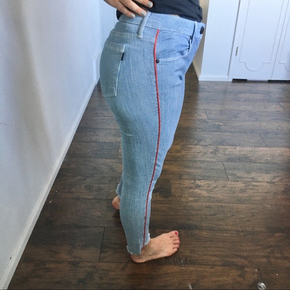 Parker Smith | Skinny Step-Hem Mid-Rise stripe Jeans - Picture 5 of 13